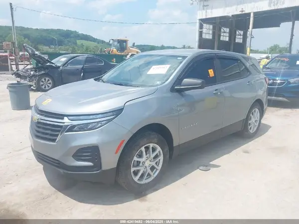 3GNAXSEG5PL197365 2023 CHEVROLET EQUINOX - Image 2