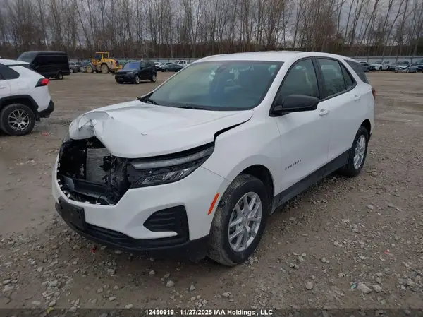 3GNAXSEG5RL302246 2024 CHEVROLET EQUINOX - Image 2