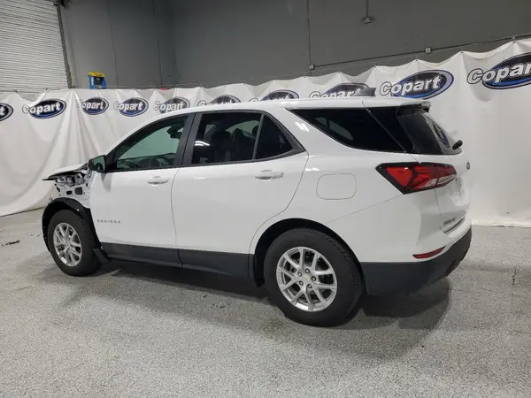 3GNAXSEG5RL304546 2024 CHEVROLET EQUINOX - Image 2