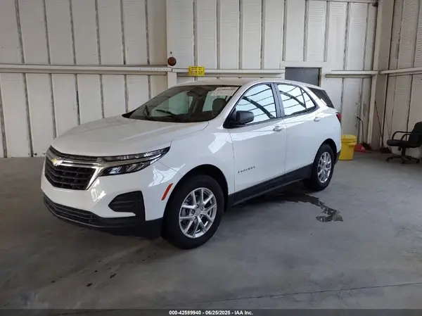 3GNAXSEG5RL306488 2024 CHEVROLET EQUINOX - Image 2