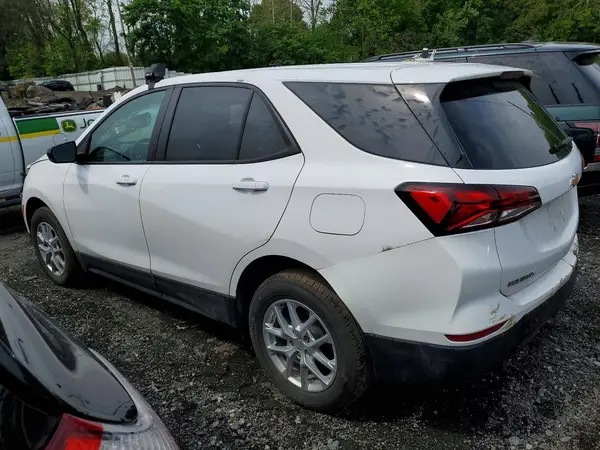 3GNAXSEG7RL186886 2024 CHEVROLET EQUINOX - Image 2