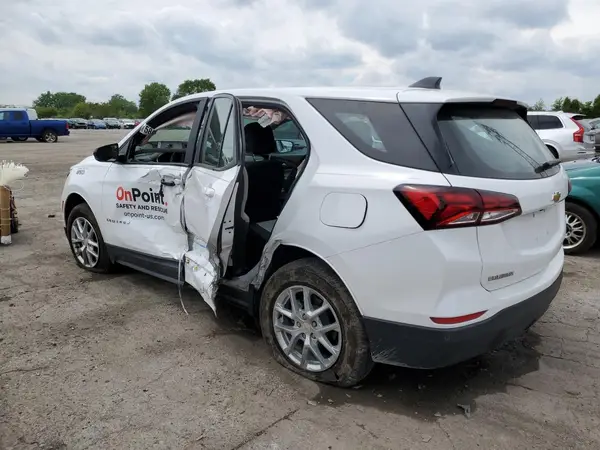 3GNAXSEG8RL175086 2024 CHEVROLET EQUINOX - Image 2