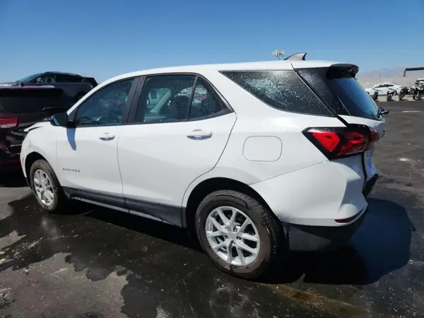 3GNAXSEG8RL280033 2024 CHEVROLET EQUINOX - Image 2