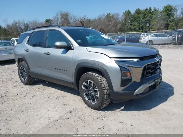 3GNAXSEG8TL323678 2026 CHEVROLET EQUINOX - Image 1