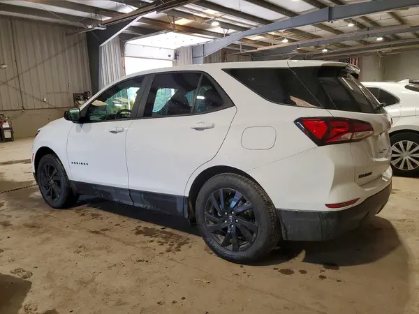 3GNAXSEG9RL180295 2024 CHEVROLET EQUINOX - Image 2