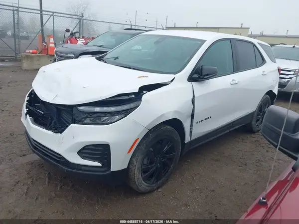 3GNAXSEG9RL260163 2024 CHEVROLET EQUINOX - Image 2