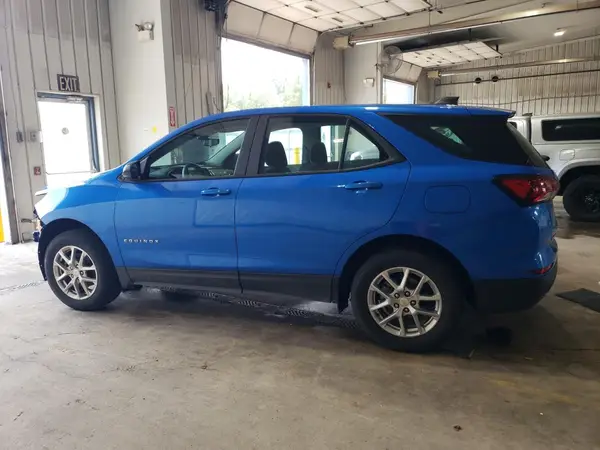 3GNAXSEGXRL135513 2024 CHEVROLET EQUINOX - Image 2