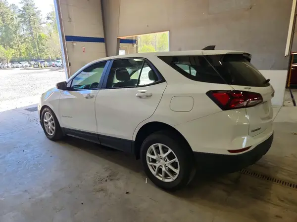 3GNAXSEGXRL191080 2024 CHEVROLET EQUINOX - Image 2