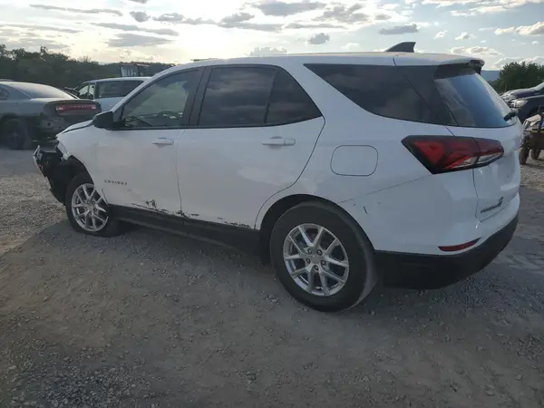 3GNAXSEGXRL202496 2024 CHEVROLET EQUINOX - Image 2