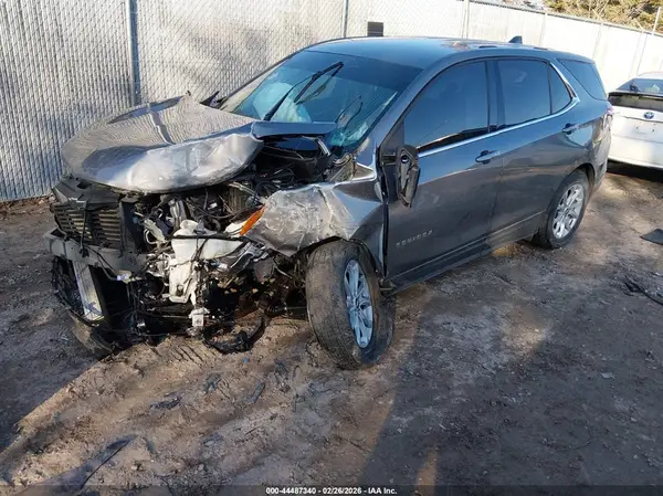 3GNAXSEV0JL117816 2018 CHEVROLET EQUINOX - Image 2