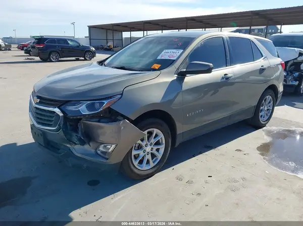 3GNAXSEV0JS551174 2018 CHEVROLET EQUINOX - Image 2