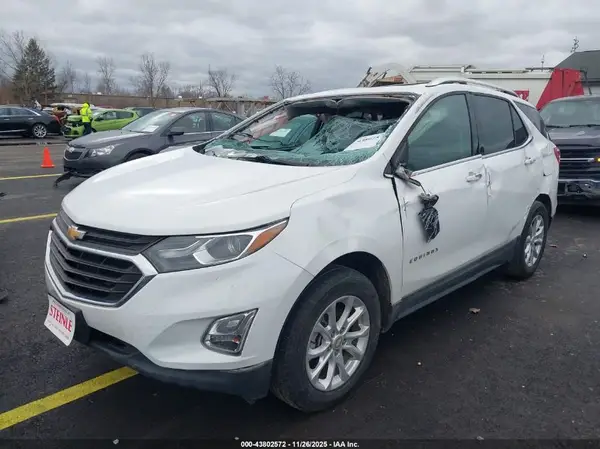 3GNAXSEV0JS567746 2018 CHEVROLET EQUINOX - Image 2