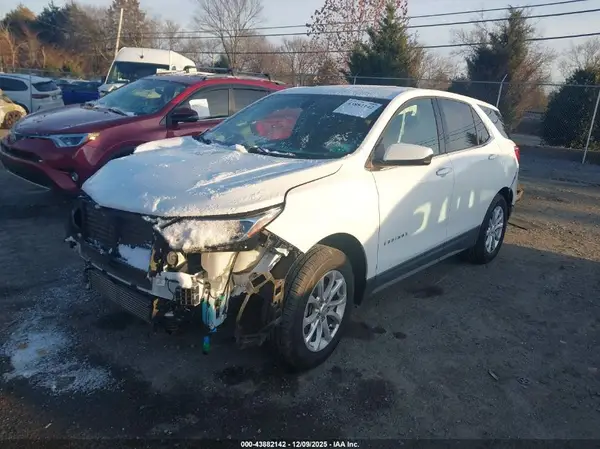 3GNAXSEV0JS578696 2018 CHEVROLET EQUINOX - Image 2
