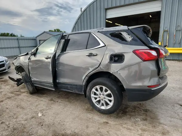 3GNAXSEV0JS618727 2018 CHEVROLET EQUINOX - Image 2