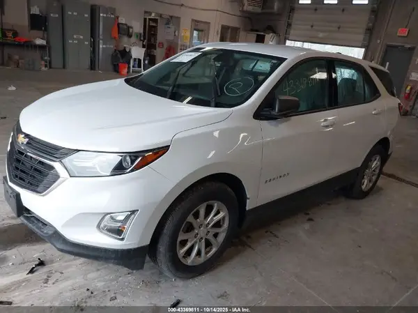 3GNAXSEV0KS532254 2019 CHEVROLET EQUINOX - Image 2