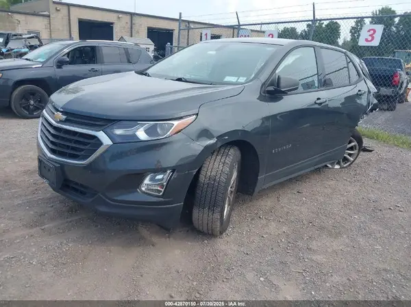 3GNAXSEV0KS545716 2019 CHEVROLET EQUINOX - Image 2