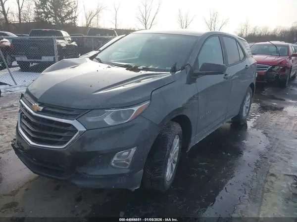 3GNAXSEV0LS559505 2020 CHEVROLET EQUINOX - Image 2