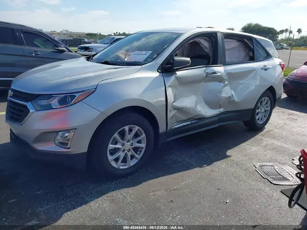 3GNAXSEV0LS639029 2020 CHEVROLET EQUINOX - Image 2