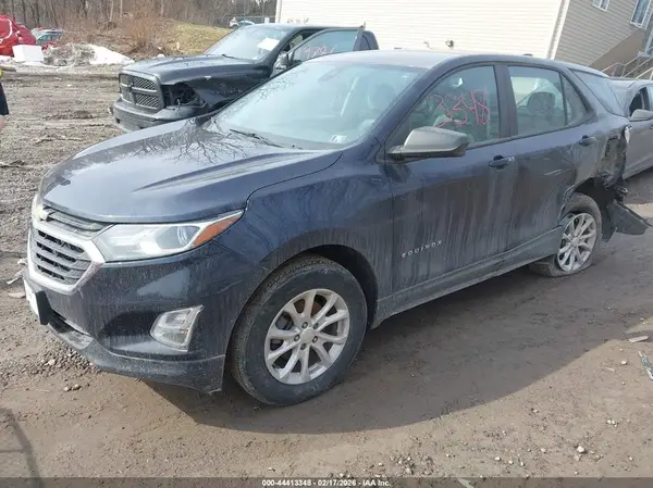 3GNAXSEV0LS644117 2020 CHEVROLET EQUINOX - Image 2