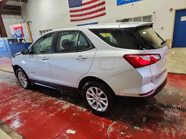 3GNAXSEV0LS656462 2020 CHEVROLET EQUINOX - Image 2