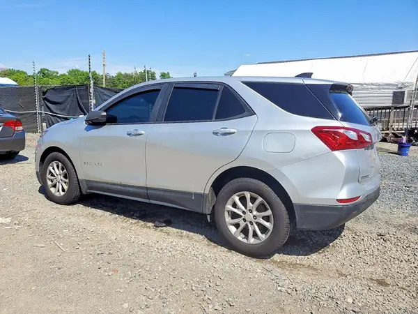 3GNAXSEV0LS669647 2020 CHEVROLET EQUINOX - Image 2