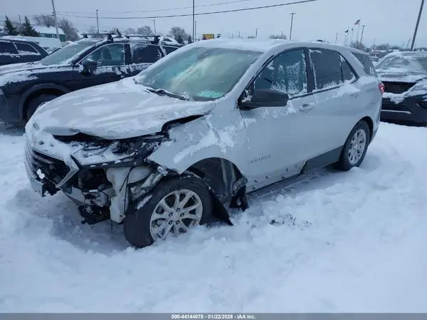3GNAXSEV0MS130026 2021 CHEVROLET EQUINOX - Image 2