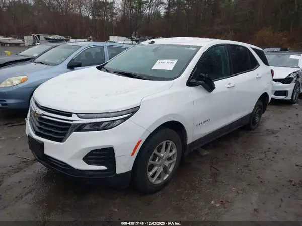 3GNAXSEV0NS232301 2022 CHEVROLET EQUINOX - Image 2
