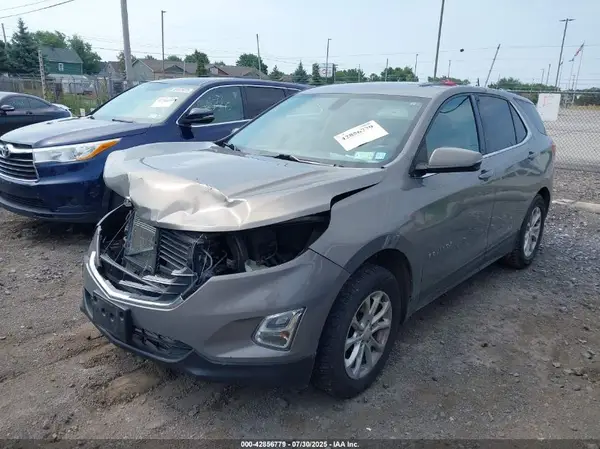 3GNAXSEV1JL125472 2018 CHEVROLET EQUINOX - Image 2