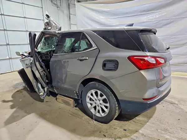3GNAXSEV1JS607140 2018 CHEVROLET EQUINOX - Image 2