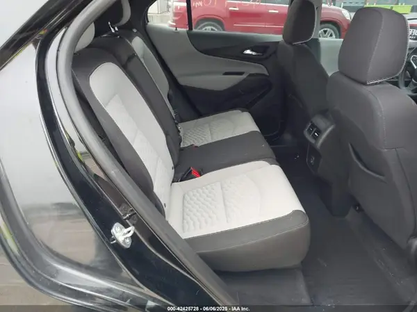 3GNAXSEV1KL290102 2019 CHEVROLET EQUINOX - Image 8