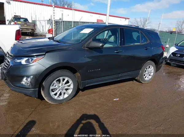 3GNAXSEV1KS610637 2019 CHEVROLET EQUINOX - Image 2
