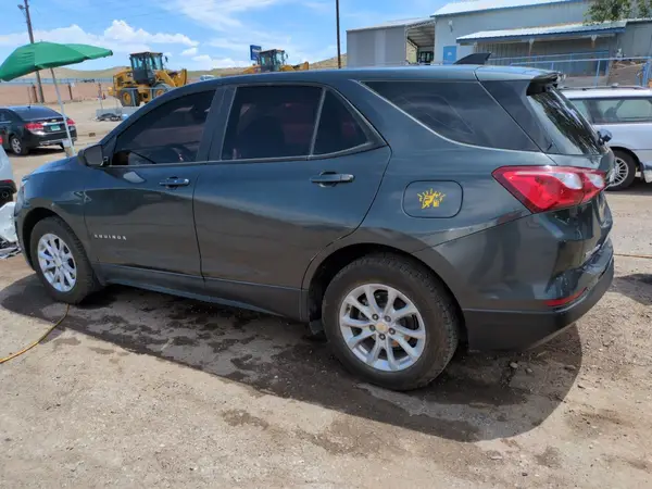 3GNAXSEV1LS673898 2020 CHEVROLET EQUINOX - Image 2