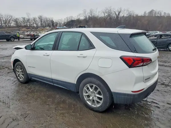 3GNAXSEV1NS162744 2022 CHEVROLET EQUINOX - Image 2
