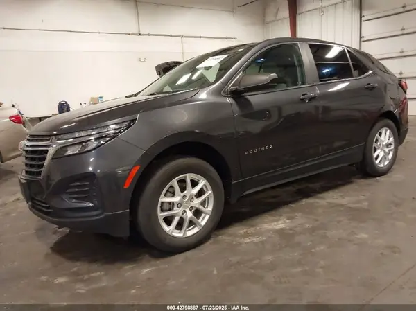 3GNAXSEV1NS175154 2022 CHEVROLET EQUINOX - Image 2