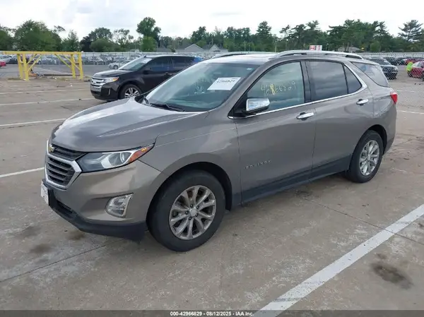 3GNAXSEV2JL117560 2018 CHEVROLET EQUINOX - Image 2