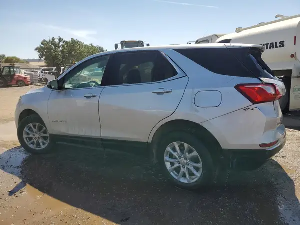 3GNAXSEV2JS568428 2018 CHEVROLET EQUINOX - Image 2