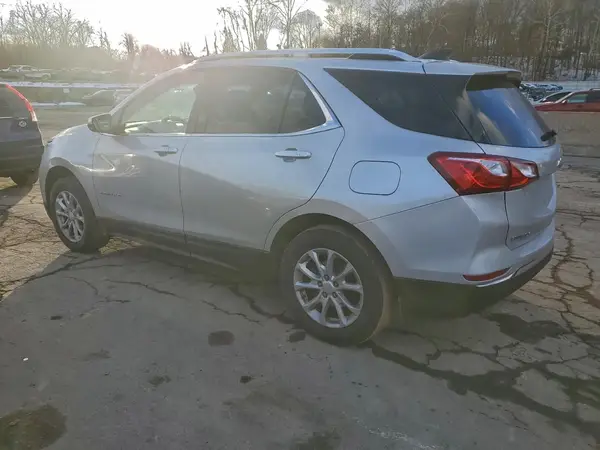 3GNAXSEV2JS572804 2018 CHEVROLET EQUINOX - Image 2