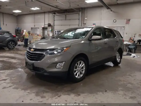 3GNAXSEV2JS606742 2018 CHEVROLET EQUINOX - Image 2