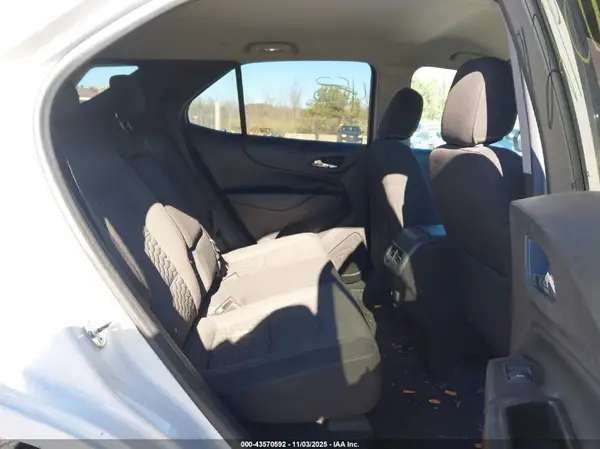 3GNAXSEV2JS621239 2018 CHEVROLET EQUINOX - Image 8
