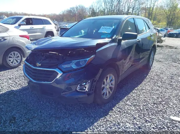 3GNAXSEV2KL321079 2019 CHEVROLET EQUINOX - Image 2