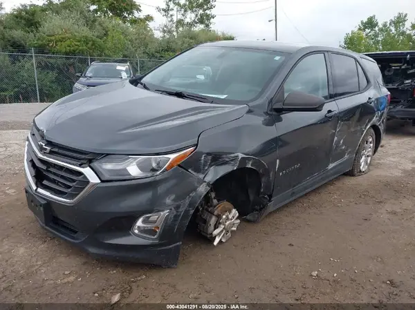 3GNAXSEV2KS557320 2019 CHEVROLET EQUINOX - Image 2