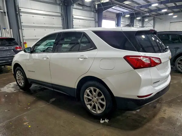 3GNAXSEV2KS637250 2019 CHEVROLET EQUINOX - Image 2