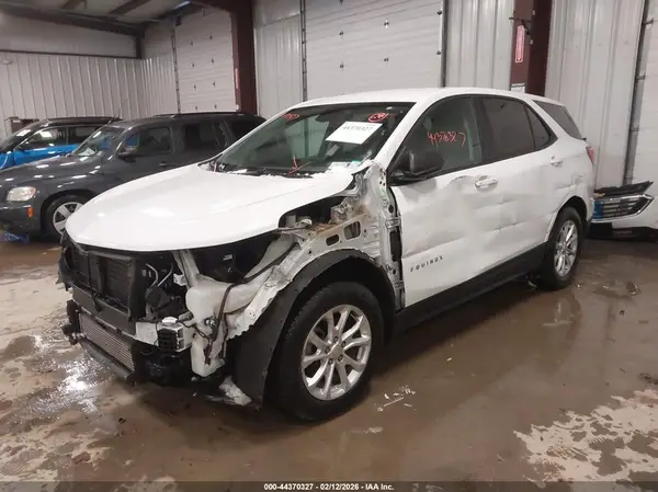 3GNAXSEV2KS644330 2019 CHEVROLET EQUINOX - Image 2