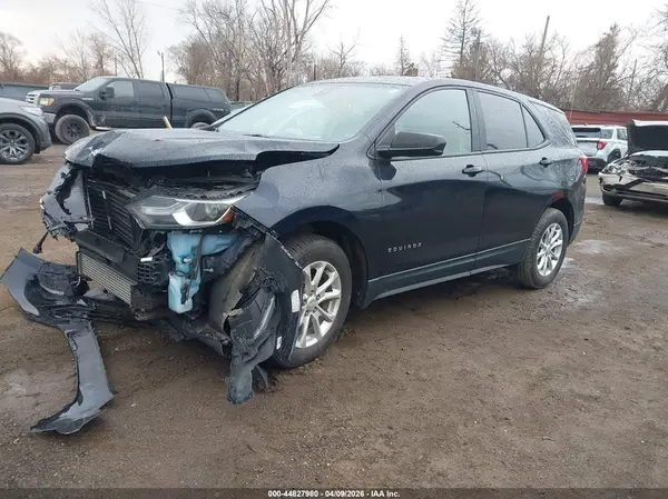 3GNAXSEV2LS651098 2020 CHEVROLET EQUINOX - Image 2