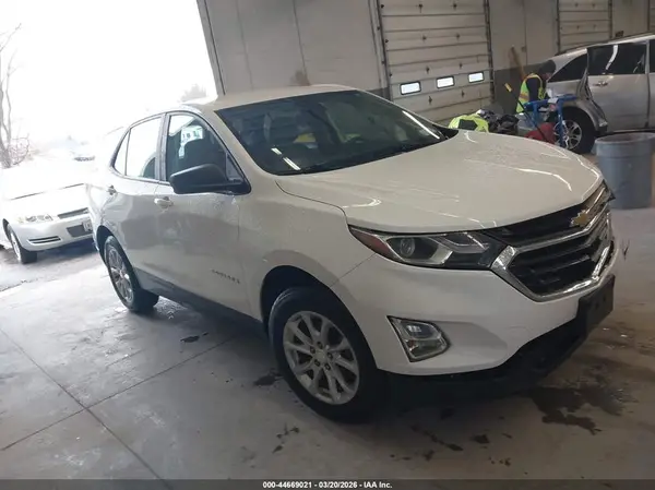 3GNAXSEV2LS682206 2020 CHEVROLET EQUINOX - Image 1