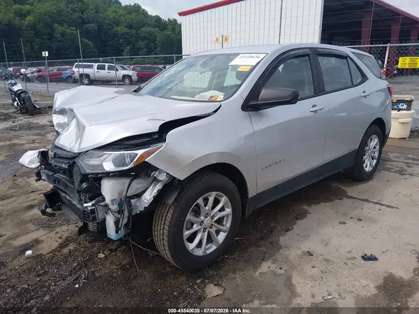 3GNAXSEV2LS712630 2020 CHEVROLET EQUINOX - Image 2