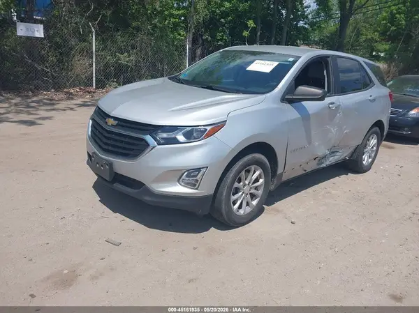 3GNAXSEV2MS135535 2021 CHEVROLET EQUINOX - Image 2