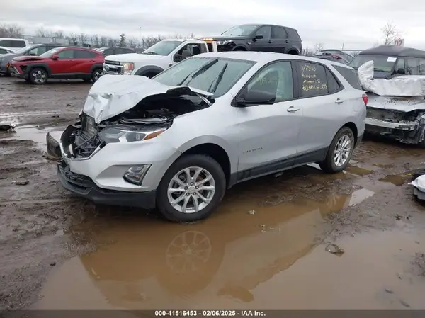 3GNAXSEV2MS140184 2021 CHEVROLET EQUINOX - Image 2