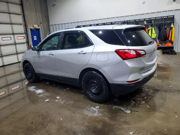 3GNAXSEV2MS142890 2021 CHEVROLET EQUINOX - Image 2