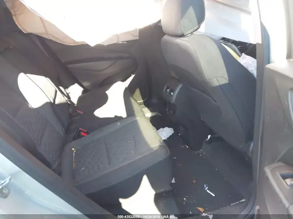 3GNAXSEV3JS548060 2018 CHEVROLET EQUINOX - Image 8